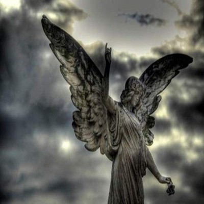 A estátua de Anjo.